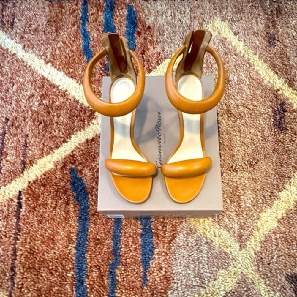 Gianvito Rossi Bijoux Sandals